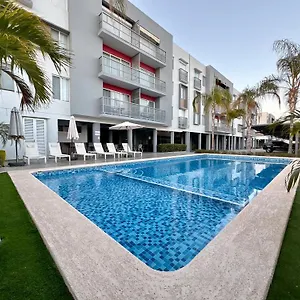 !nuevo! Bonita Vista Balcón Y Alberca! Cerritos! Apartamento