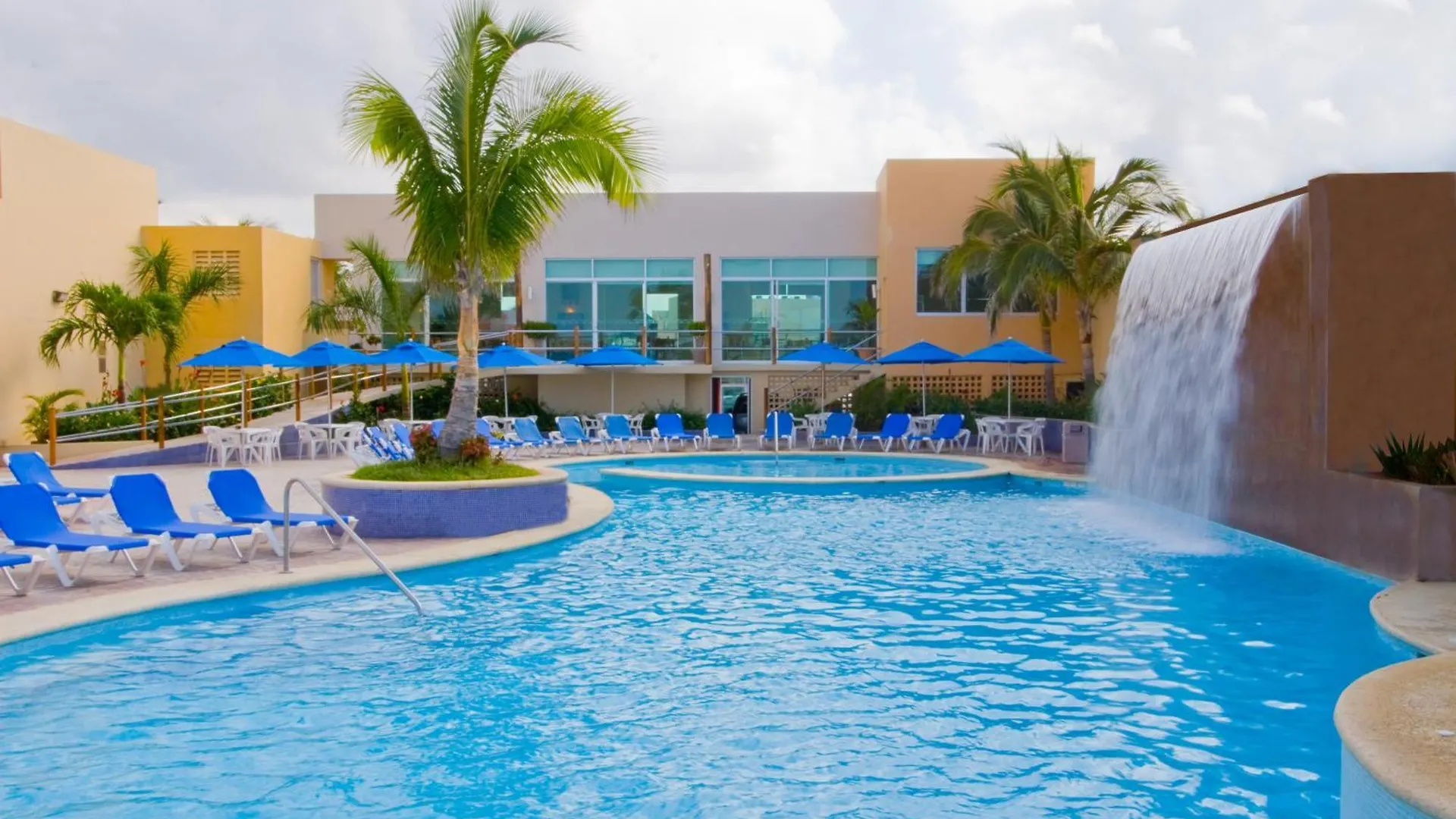 Las Flores Beach Resort Mazatlan