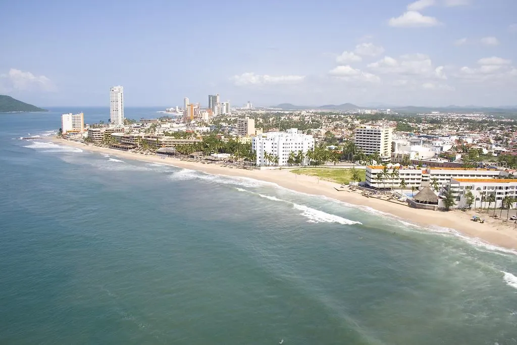 Las Flores Beach Resort Mazatlan 3*,